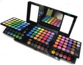 Paleta de sombras com 180 cores